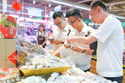 河南市場(chǎng)監(jiān)管局開(kāi)展月餅食品安全專項(xiàng)抽檢與市場(chǎng)調(diào)研 確保中秋佳節(jié)消費(fèi)安全
